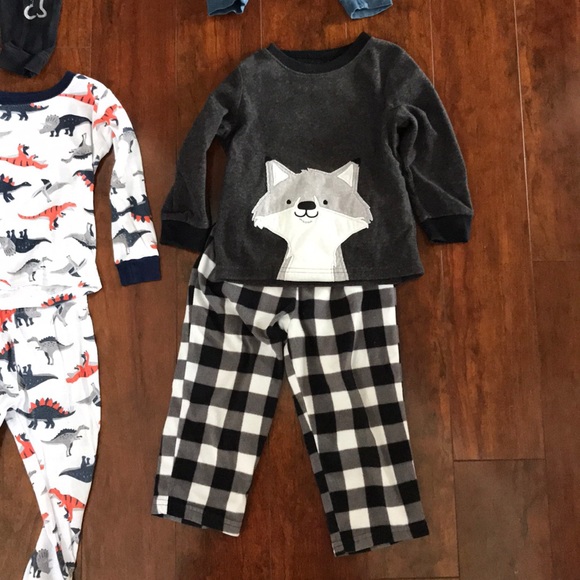 Carters Set of 6 Pajamas - Picture 7 of 7